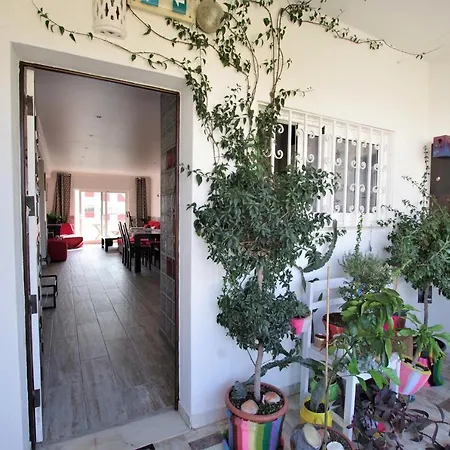 Albufeirasun, Arrive As A Guest Leave As A Friend. * 阿尔布费拉