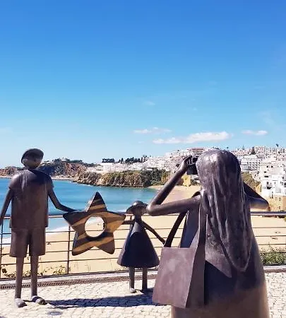 Albufeirasun, Arrive As A Guest Leave As A Friend. Апартаменти