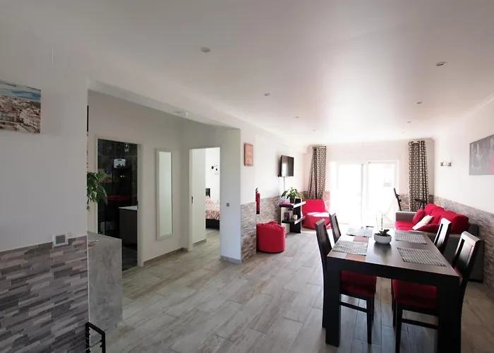 Albufeirasun, Arrive As A Guest Leave As A Friend. * Albufeira