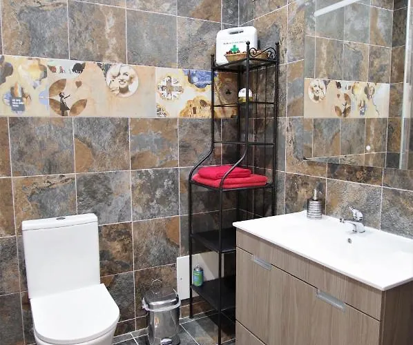 Albufeirasun, Arrive As A Guest Leave As A Friend. * Albufeira