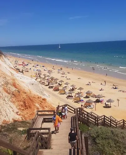 Albufeirasun, Arrive As A Guest Leave As A Friend.