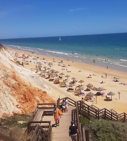 Albufeirasun, Arrive As A Guest Leave As A Friend.