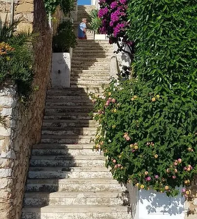 Albufeirasun, Arrive As A Guest Leave As A Friend. Διαμέρισμα *