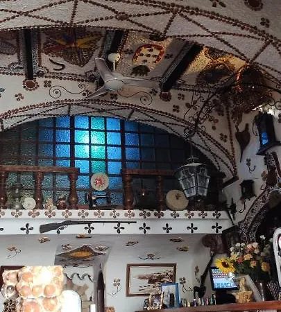 Albufeirasun, Arrive As A Guest Leave As A Friend.